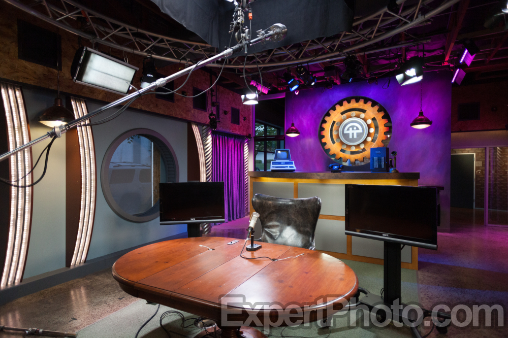Nice photo of TWiT Brickhouse