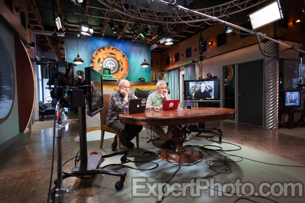 Nice photo of TWiT Brickhouse Leo Laporte and John C Dvorak