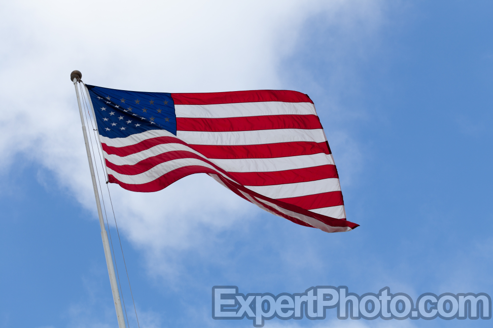 Nice photo of US Flag at the California State Capitol Sacramento