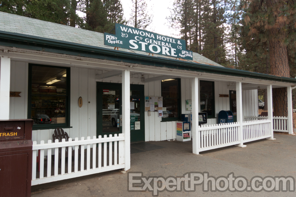 Nice photo of Wawona General Store