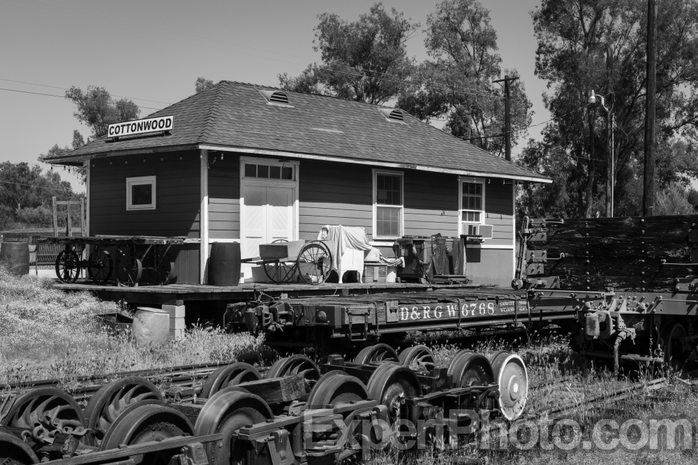 Nice photo of Cottonwood Train Station