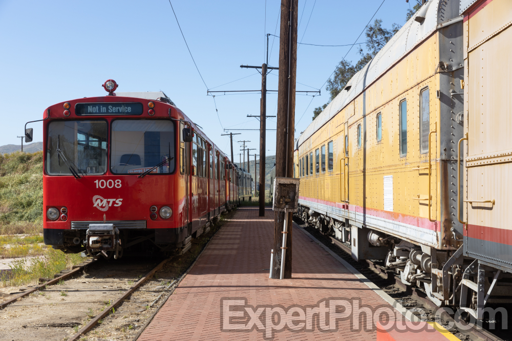 Nice photo of San Diego Metropolitan Transit System 1008