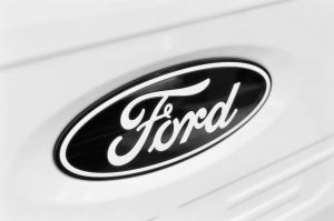 Nice photo of 2025 Ford F-150 4x4 Supercrew XLT