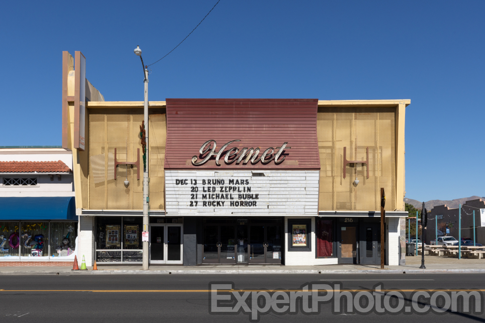 Nice photo of Historic Hemet Theatre