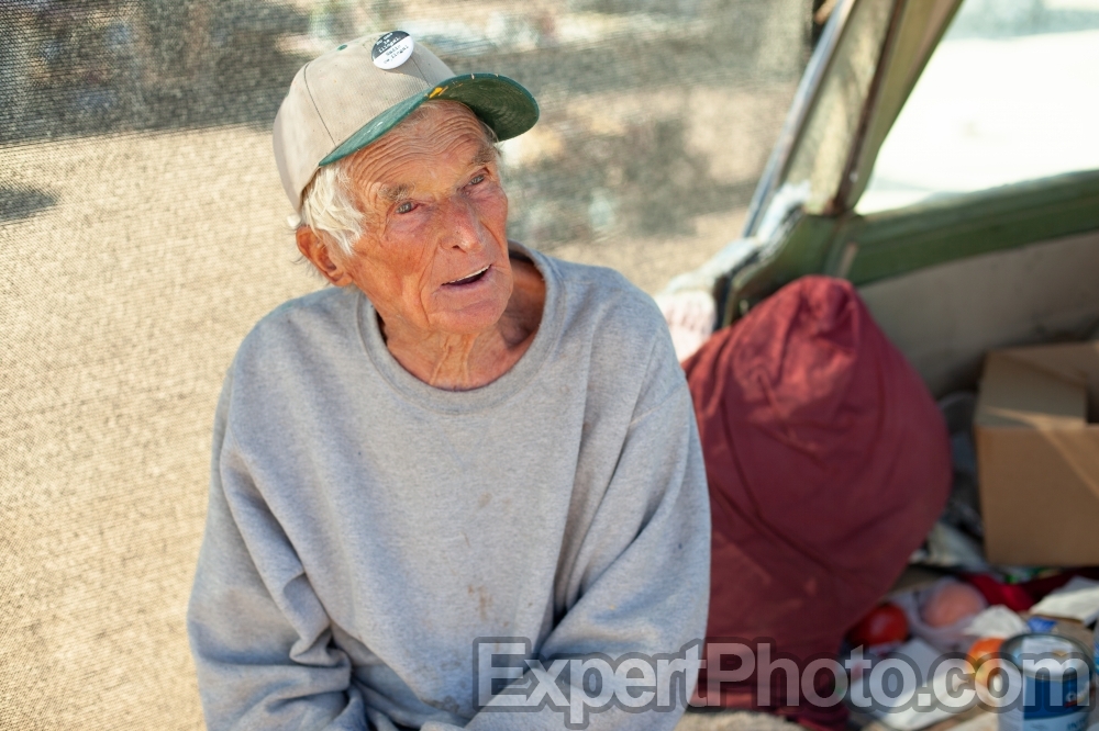 Nice photo of Leonard Knight
