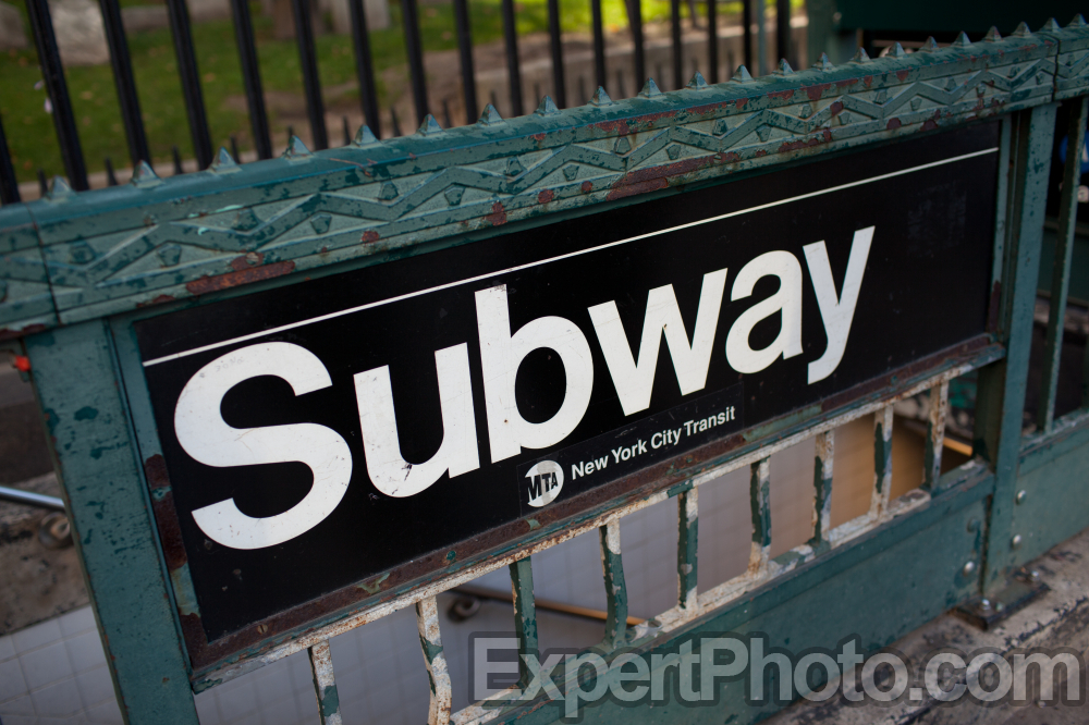 Nice photo of Subway entrance